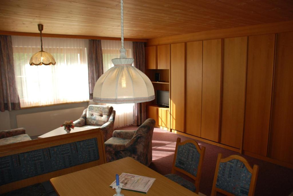 Appartement & Taxi Tirana *