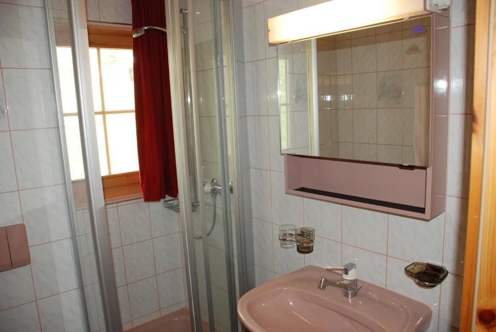 Apartment & Taxi Tirana *
